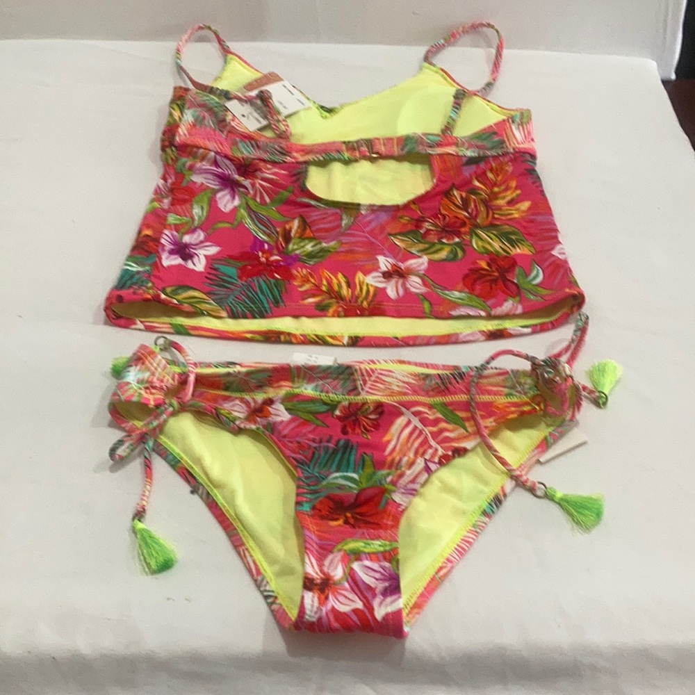 HOBIE SWIMSUIT TWO PIECES SET.